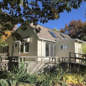The Sunflower - Hot Tub Hideaway on 13 Wooded Acres - Fire Pit - Lake View - Near Keuka & Seneca Lake - Pet-Friendly