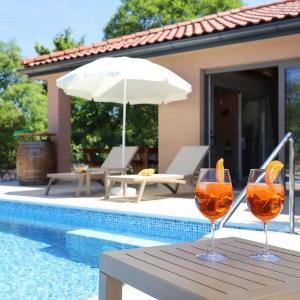 Villa with Pool in Malinska-Insel Krk 55087