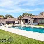 Beautiful 4Bd 3Ba Home with Pool Hot Tub & Cinema