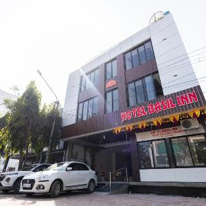 Hotel Basil Inn