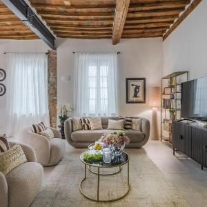 The Joia House