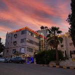 Al-Farouq Suites Amman 