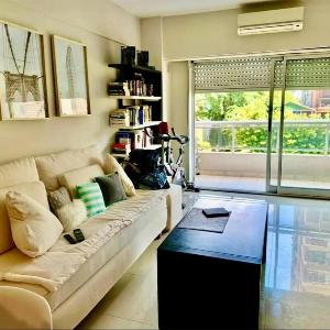 New Premium Apartment - Private Garage - Excellent Location