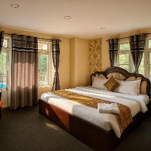Heritage Rose Inn - Dal Lake