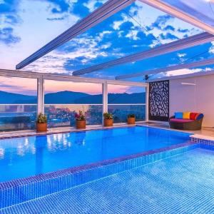 Kalkan 2 bedroom villa with private heated pool pool and Jacuzzi