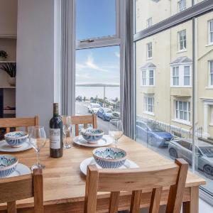 Caldey Island View - 2 Bedroom Apartment - Tenby