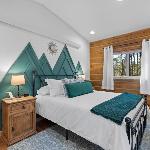 Needles Nook Cozy 1BR Log Cabin Retreat