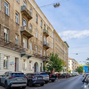 Stylish Wilcza Studio in the Heart of Warsaw by Noclegi Renters