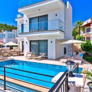 Kalkan 3 bedroom seaview villa with private pool hot tub