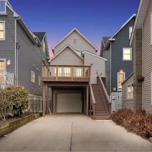 Sea Bright Gem Steps to Beach and Parking home