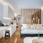 Bright Private Studio in Central Psyri l King Bed Athens 