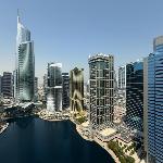 Full Lake View spacious 2 bdr apartment Metro Dubai