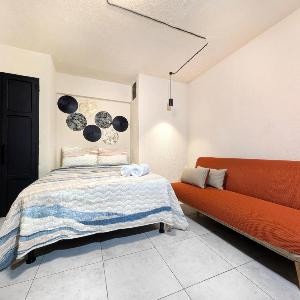 CY l Habitacion privada en Marbella