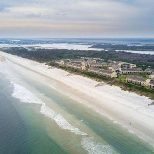 Summerhouse 104- Direct Oceanfront condo