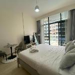 Studio Apartment with Pool and Gym Access