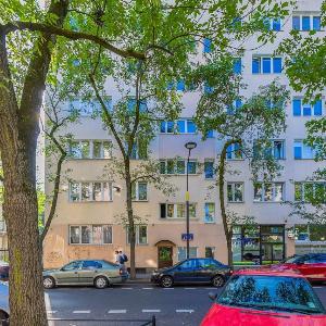 Cozy Apartment Hoża Warsaw Near PKIN with Air Conditioning by Noclegi Renters