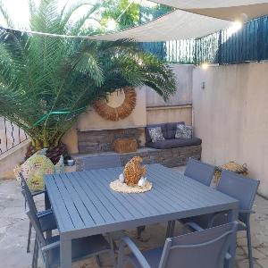 Maison de charme à Grimaud Terrasse clim et parking