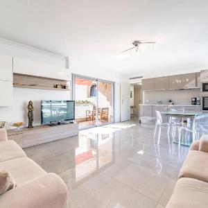 Brand new 2 bedrooms heart of Cannes