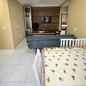 Apartamento à 300 metros praia - Centro - Itapema