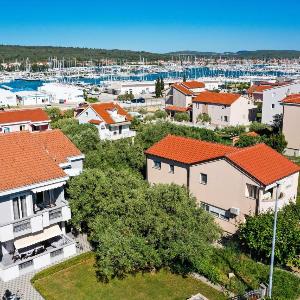 Apartments by the sea Bibinje Zadar - 14338