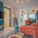 T6 Premium Suite