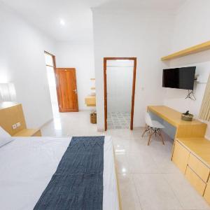 Coco Guest House & Hostel Canggu