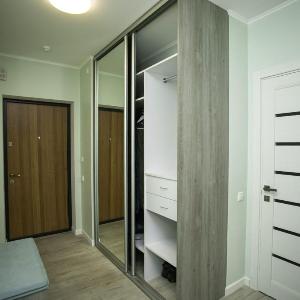 11-212 Central Park John McCain 7 Kyiv centre stunning city view 15 kW backup power Petrovdom Apartment