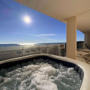 Valras-Loc Archipel Capri Jacuzzi with Sea View