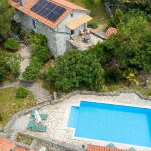 Vila Menta 1 - Indigenous Stone House by Villas Guide