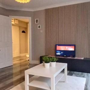 Modern Central 1BDR At St Stephen Green