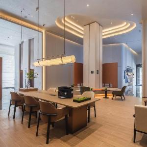 Atour Hotel Qingdao Zhanqiao Zhongshan Road