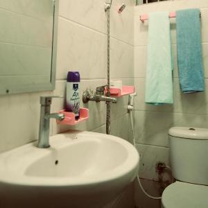 Modern 1-Bedroom Apartment near Mlimani City