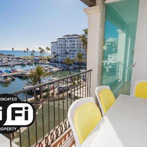 Marina Apartments 73 7