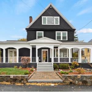 Luxury 5BR Home Steps to Medford Square