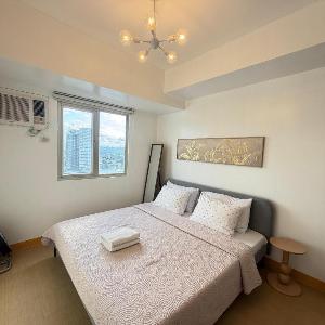 Compact Unit with King size bed