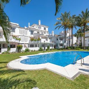 The Scandi-Aries Studio Luxury in Nueva Andalucia