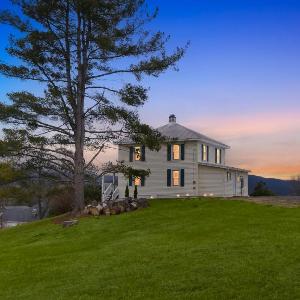 Heishman Historic Hillside Home