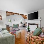 Cape Cod Dog-Friendly Escape Close to the Beach South Yarmouth Massachusetts