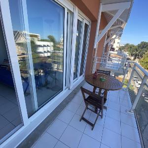 Charmant T2 avec balcon parking inclus proche plage et commerces - FR-1-474-291