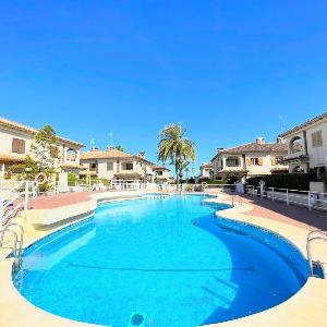 Barcas Punta Prima by Villas&You
