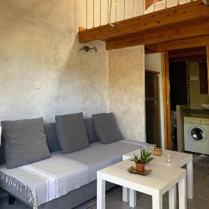 4-person apartment with secure parking