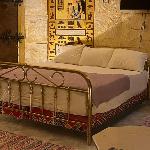 Pyramids Mystery Inn