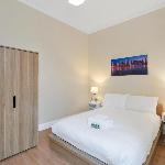 EDINBURGH Charming City View Apartment with Modern Comforts