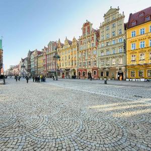 Stylish Apartment Located in the Old Town Close to Attractions by Noclegi Renters