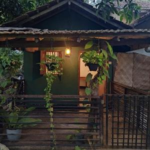 Green Cabin