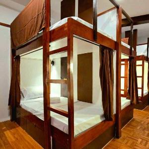 Aurora Hostel Inn