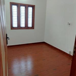 Shiny home stay