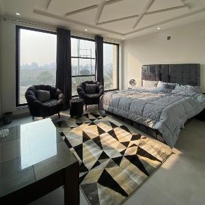 Modern 1BHK Apartment with Kitchen and Dining Area