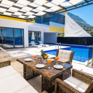 Kalkan 2 bedroom secluded villa with private pool hot tub