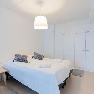 Spacious Apartment for 4 with Sauna in Jatkasaari